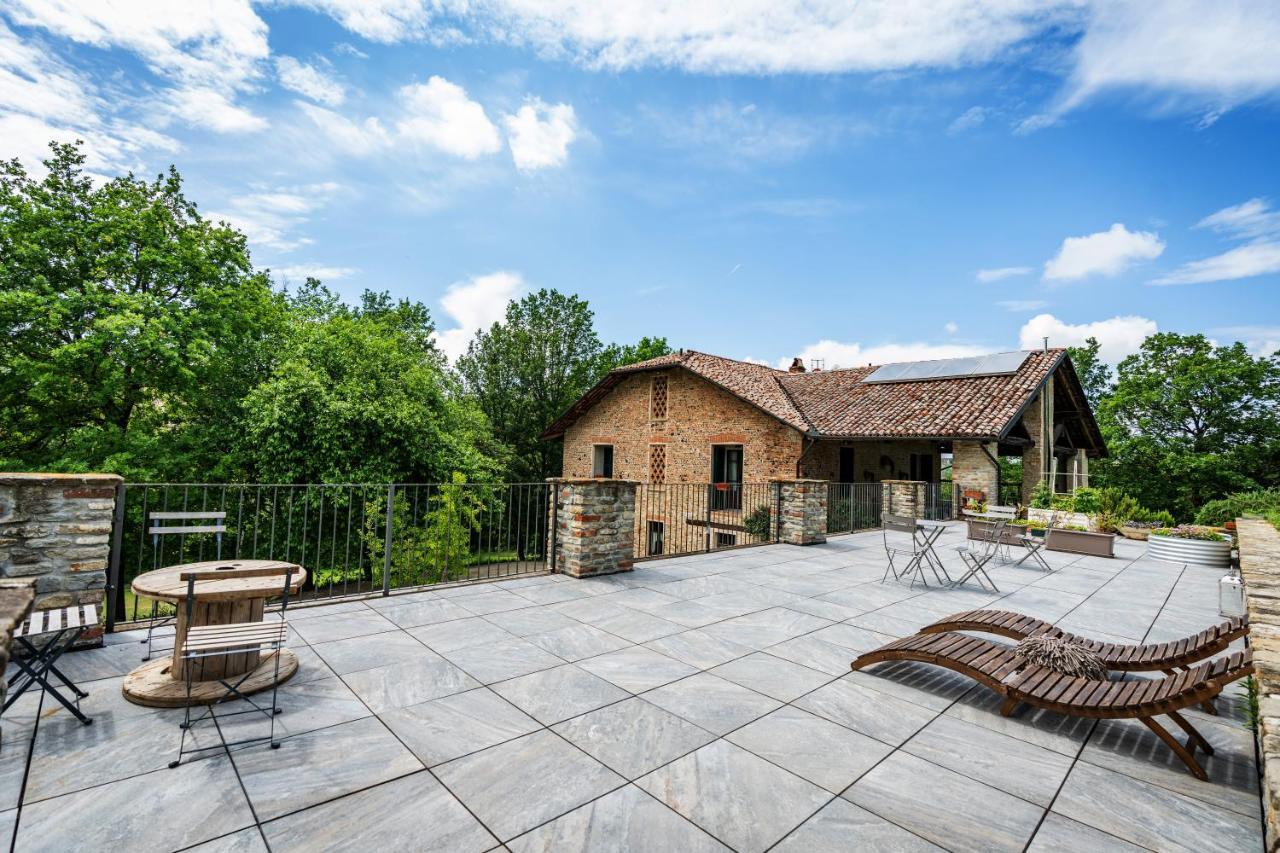 Gilda E I Suoi Amici Bed & Breakfast Neive Exterior photo