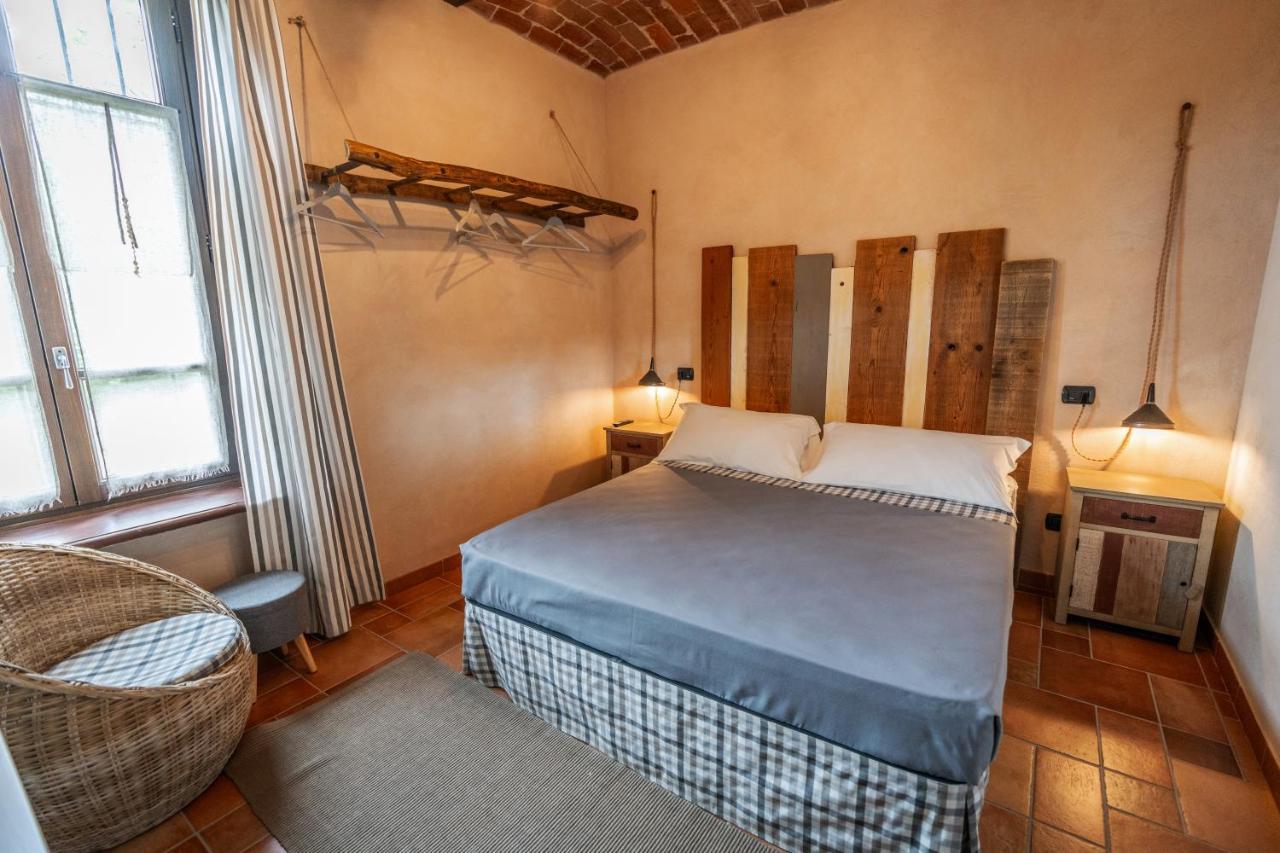 Gilda E I Suoi Amici Bed & Breakfast Neive Exterior photo